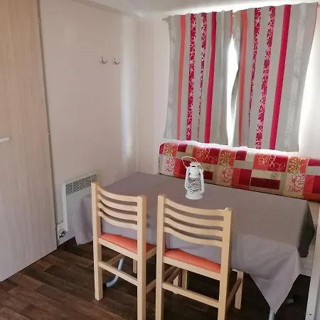 Mobil-home En Camargue Kamp alanı *